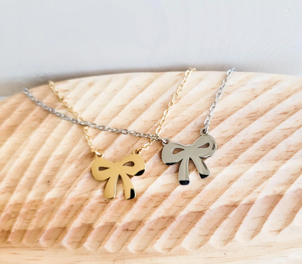 Bow Pendant Necklace