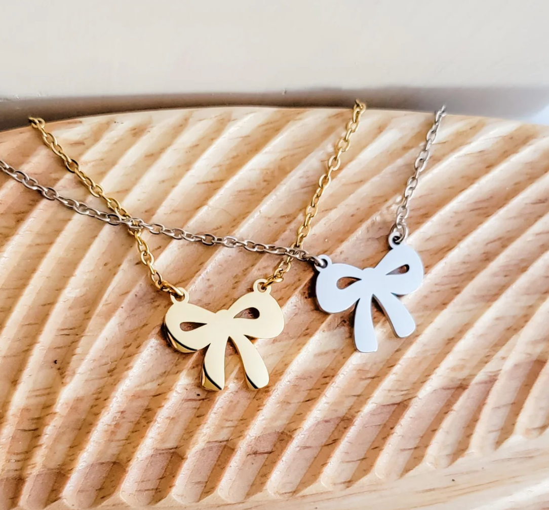 Bow Pendant Necklace